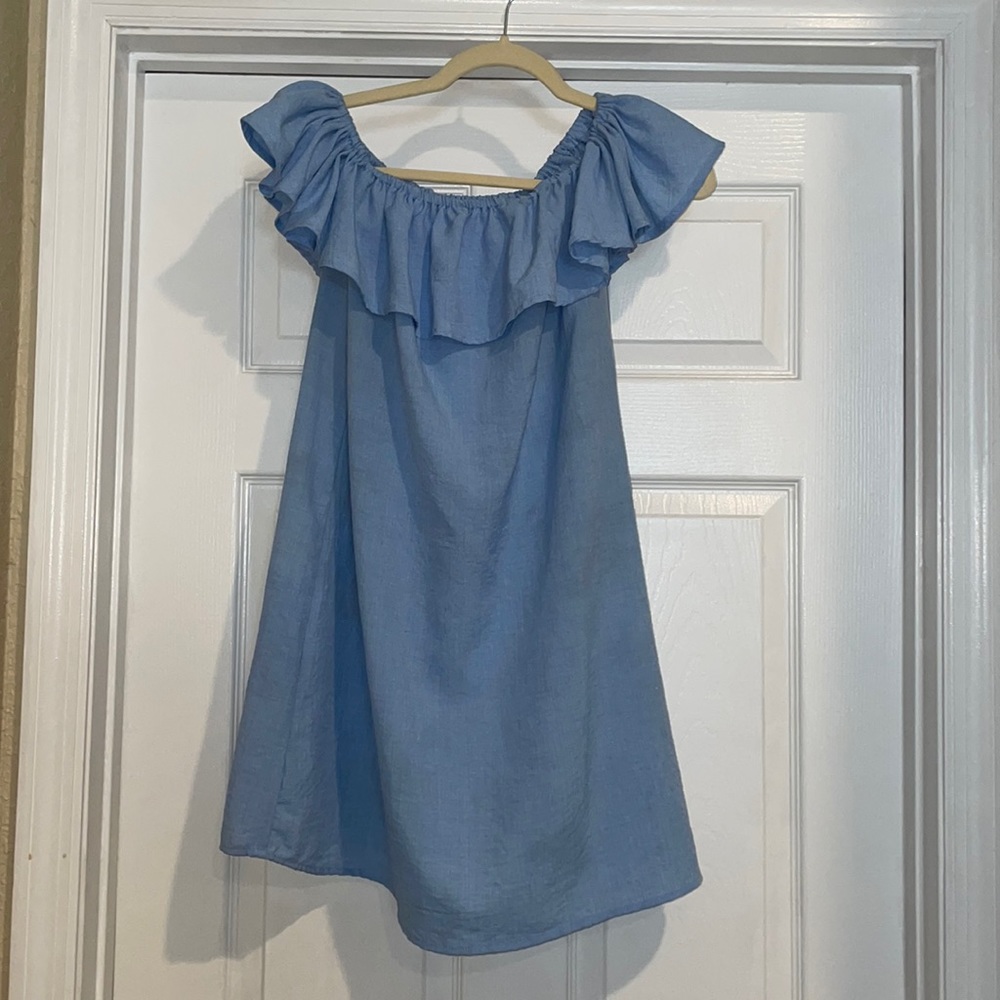 Blue dress